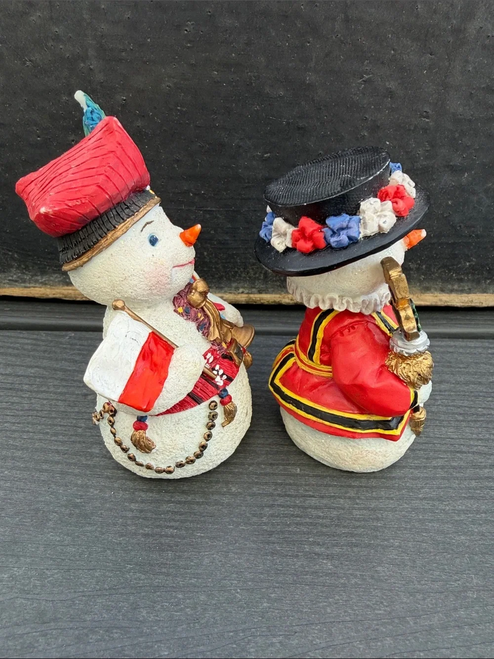 Galleria lucchese snowmen around the world 97/98 VTG British / Polish Flag Set